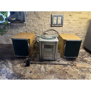 Vintage CD Player. GPX S7050 Stereo Bookshelf Home Music System As Is CD No Work